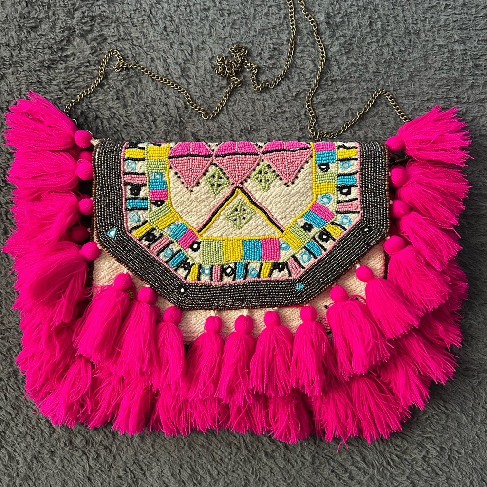 Boutique Camel Threads hand beaded shoulder/clutch purse pink tassels